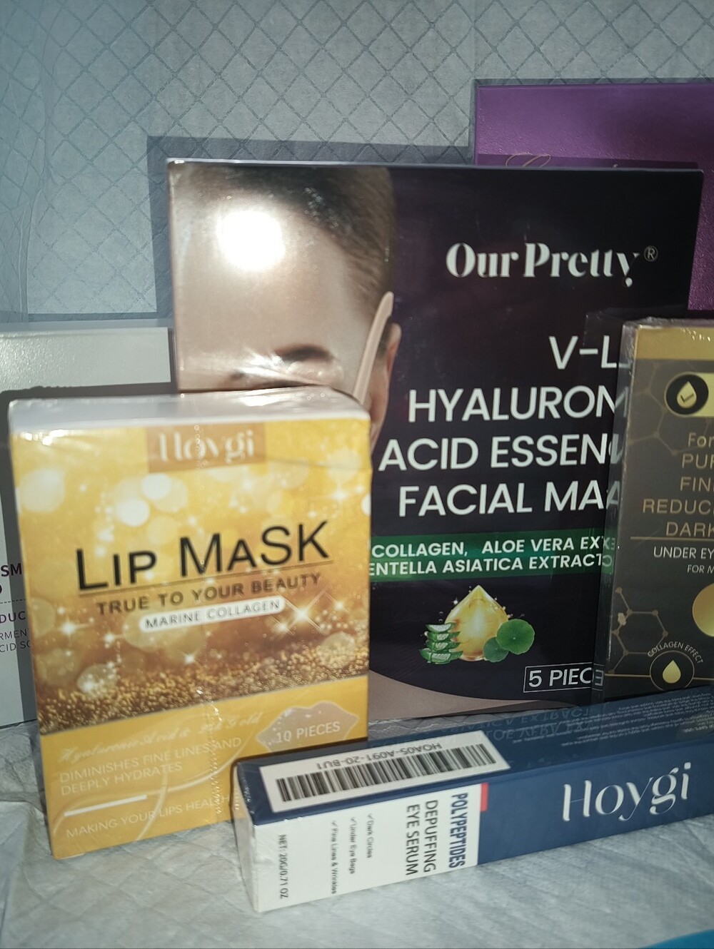 Gold Lip Mask - Hydrating Lip Treatment (Gold)